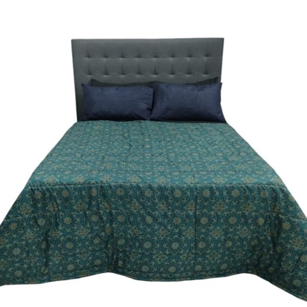 Assorted Comforter Sets - Image 2