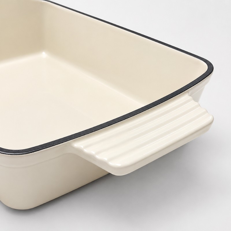 Continental Homeware Enamel Cast Iron Rectangular Casserole Dish 33x23cm – Cream - Image 4